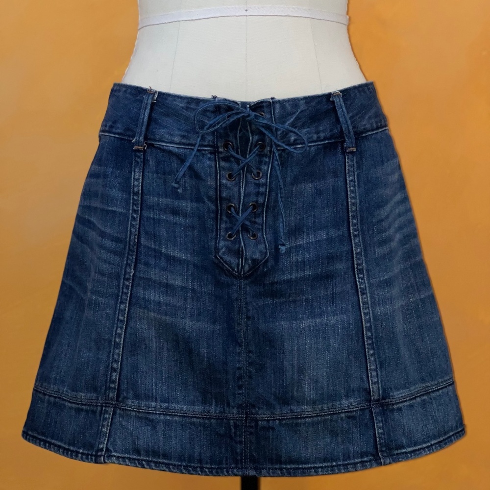 Abercrombie & Fitch denim skirt (size 10)
